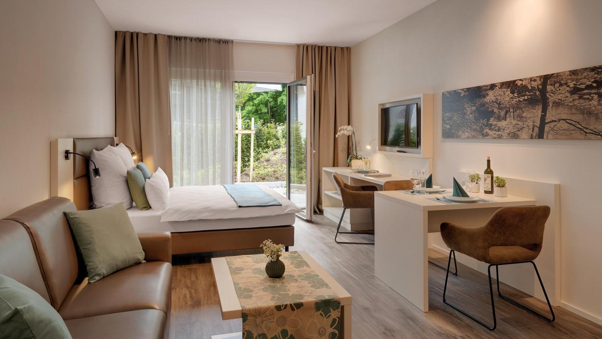 Amper Art Hotel Фюрщенфелдбрук Екстериор снимка